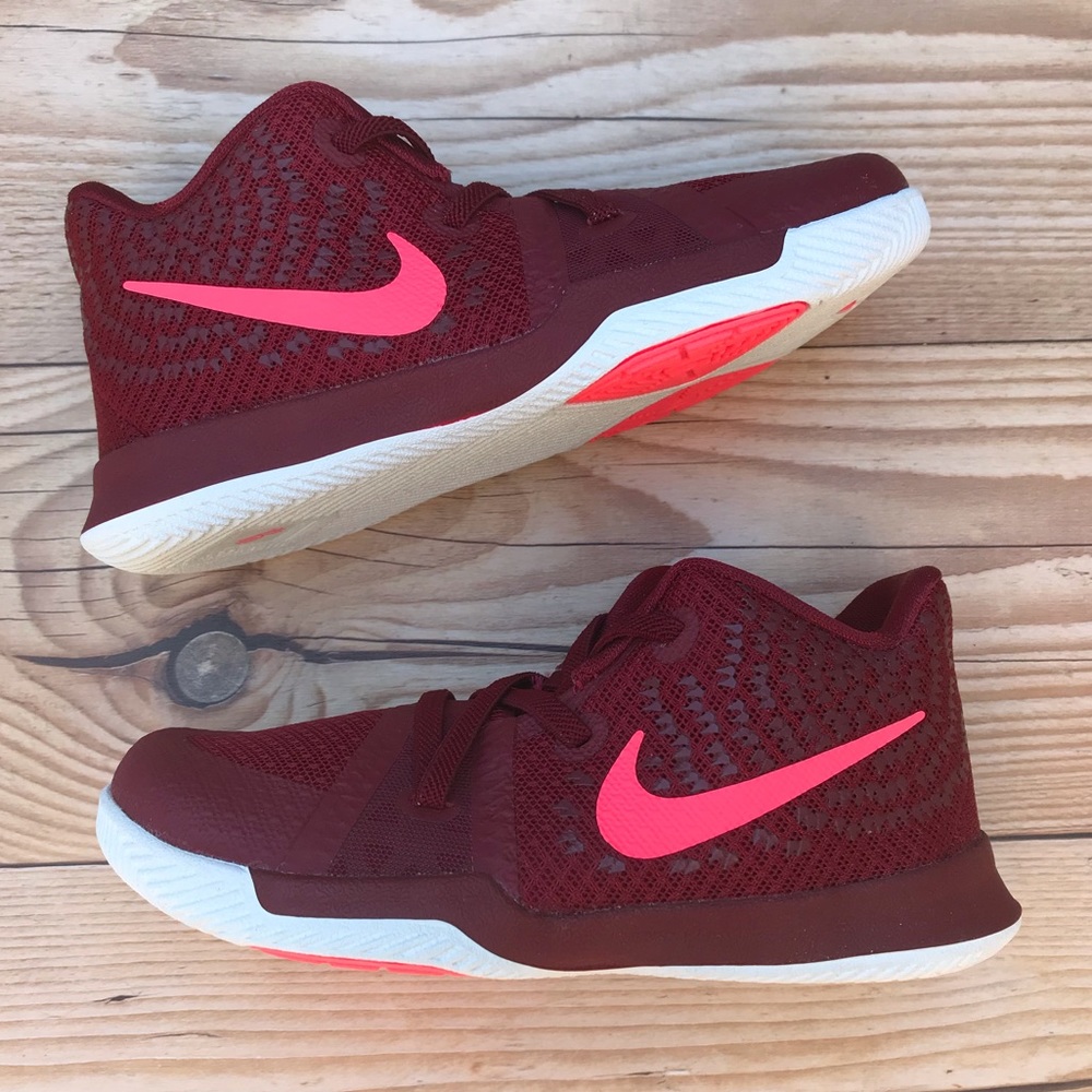 Nike Kyrie 3 (TD) Team Red/Hot Punch-White - Picture 3 of 16
